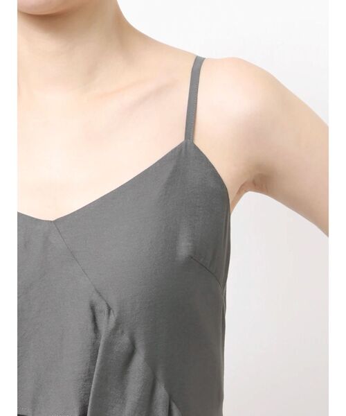 LAGUNAMOON（ラグナムーン）の「ラッフルフリルキャミワンピース（ワンピース・レディース・チャコールグレー/アイボリー/ミント・MEDIUM/SMALL）」の10枚目の写真