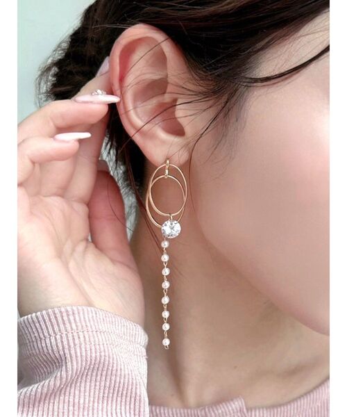 RESEXXY(リゼクシー)の「ポイントビジューフープピアス(ピアス(両耳用)・レディース・シルバー/ゴールド・FREE)」の2枚目の写真