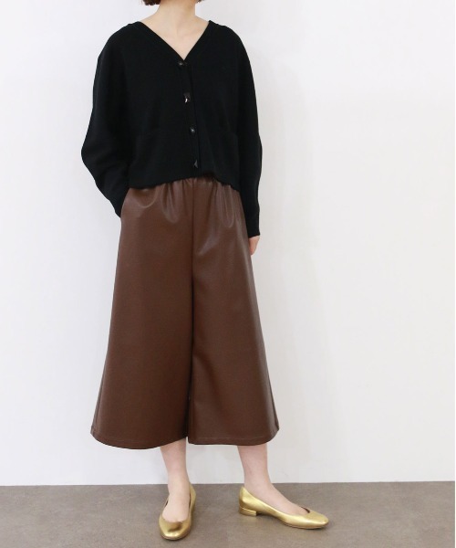 Marilyn Moon(マリリンムーン)の「cocoon sleeve bijou cardigan(カーディガン/ボレロ・レディース・グリーン系その他/ブラック/アイボリー・FREE)」の14枚目の写真