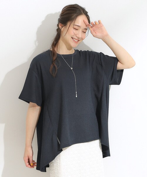 SHOO・LA・RUE(シューラルー)の「【S-LL/洗える/体型カバー/5分袖】涼しくきれいに決まる Aライントップス(Tシャツ/カットソー・レディース・ネイビー/ライトブルー/オフホワイト・03/02/01/04)」の4枚目の写真