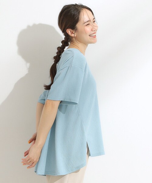SHOO・LA・RUE(シューラルー)の「【S-LL/洗える/体型カバー/5分袖】涼しくきれいに決まる Aライントップス(Tシャツ/カットソー・レディース・ネイビー/ライトブルー/オフホワイト・03/02/01/04)」の13枚目の写真