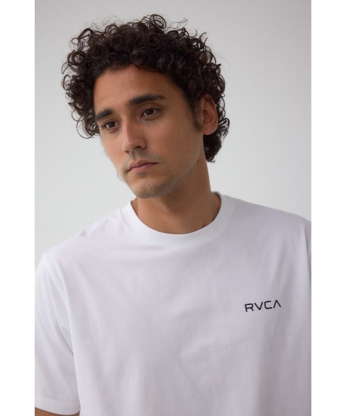 AZUL by moussy（アズールバイマウジー）の「RVCA×AZUL Tシャツ（Tシャツ/カットソー・メンズ・ブラック/ホワイト/ネイビー系1・FREE）」の4枚目の写真