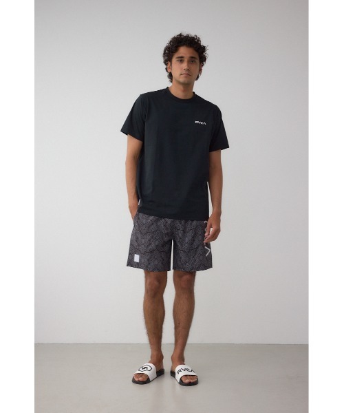 AZUL by moussy（アズールバイマウジー）の「RVCA×AZUL Tシャツ（Tシャツ/カットソー・メンズ・ブラック/ホワイト/ネイビー系1・FREE）」の16枚目の写真