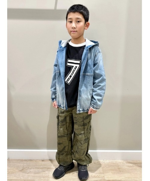 GAP（ギャップ）の「ウルトラソフトデニム フード付きジャケット (キッズ)（その他アウター・キッズ・ライトインディゴブルー・110cm/120cm/130cm/140cm/150cm/160cm）」の9枚目の写真