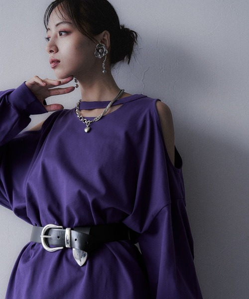 HARE（ハレ）の「カットアウトビッグTシャツ(HARE)（Tシャツ/カットソー・レディース・ブラック/パープル・FREE）」の2枚目の写真