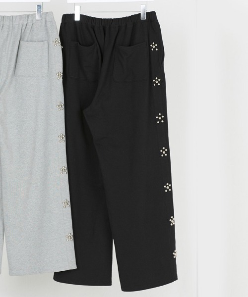 DISCOVERED（ディスカバード）の「mp13996-FLOWER RAMPONI SWEAT PANTS スウェットパンツ(DC-CL-CU-05)（スウェットパンツ・メンズ・グレー/ブラック・1/3）」の2枚目の写真
