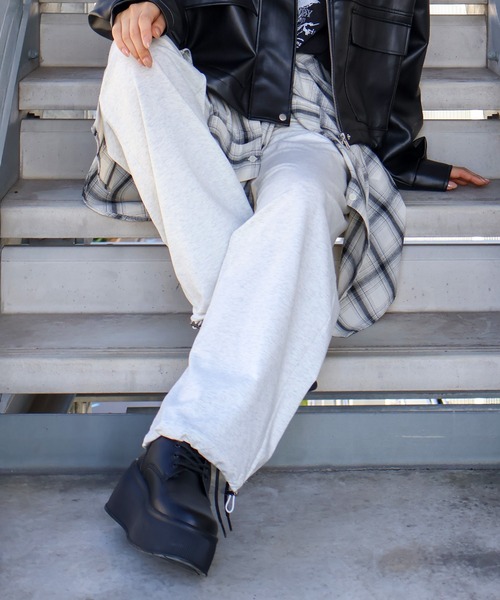 SpRay（スプレイ）の「裾スピンドルパンツ（その他パンツ・レディース・グレー/オートミール・MEDIUM）」の4枚目の写真