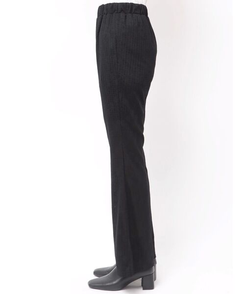 TONAL(トーナル)の「ストレッチレースフリルパンツ(その他パンツ・レディース・ブラック・MEDIUM)」の4枚目の写真