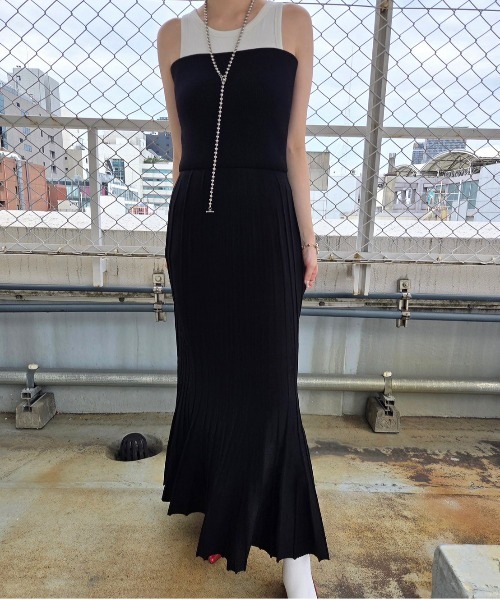 Ameri（アメリ）の「PLEATS CORSET KNIT SKIRT（スカート）」 - WEAR