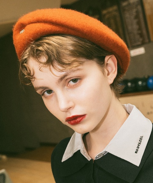 REDYAZEL（レディアゼル）の「メタルプレートベレー（キャスケット・レディース・ブラック/オレンジ/オフホワイト/ブラウン・FREE）」の15枚目の写真