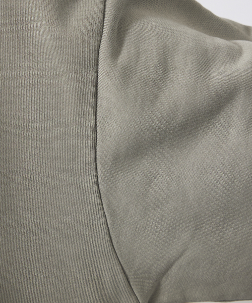 POLeR(ポーラー)の「【POLER/ポーラー】EMB PIGMENT DYE CREW/ピグメント加工./ユニセックス(スウェット・メンズ・グレー/ブラック・M/L)」の11枚目の写真