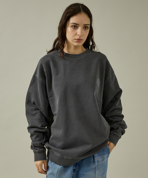 POLeR(ポーラー)の「【POLER/ポーラー】EMB PIGMENT DYE CREW/ピグメント加工./ユニセックス(スウェット・メンズ・グレー/ブラック・M/L)」の15枚目の写真