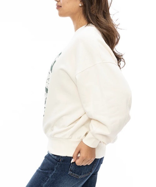 BILLABONG(ビラボン)の「【BILLABONG/ビラボン】24AW FRESH TAKE KENDAL SWEAT/バックプリントクルーネックスウェットトレーナー(スウェット・レディース・グリーン/ブラック/ホワイト・MEDIUM/LARGE)」の4枚目の写真