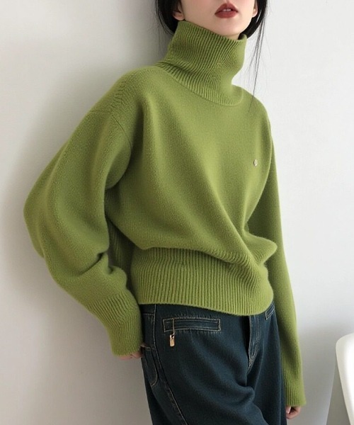 cammie(キャミー)の「折り返しハイネックニット(ニット/セーター・レディース・グリーン/ブラック/グレー/ホワイト・F)」の4枚目の写真