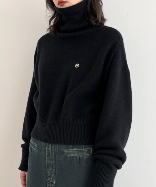 cammie(キャミー)の「折り返しハイネックニット(ニット/セーター・レディース・グリーン/ブラック/グレー/ホワイト・F)」の1枚目の写真