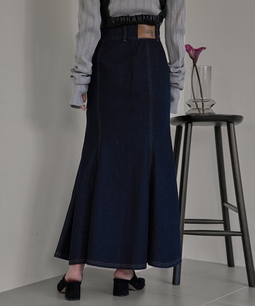 mideal（マイディール）の「frills mermaid denim skirt / フリルマーメイドデニムスカート（デニムスカート・レディース・ブラック/インディゴブルー・MEDIUM/SMALL）」の14枚目の写真