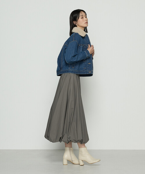 K.T KIYOKO TAKASE（キヨコタカセ）の「10.5オンス空紡デニム フェイクファー襟付きデニムジャケット（デニムジャケット・レディース・グレー/インディゴブルー/ワンウォッシュ・9号）」の14枚目の写真