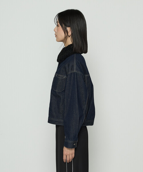 K.T KIYOKO TAKASE（キヨコタカセ）の「10.5オンス空紡デニム フェイクファー襟付きデニムジャケット（デニムジャケット・レディース・グレー/インディゴブルー/ワンウォッシュ・9号）」の20枚目の写真