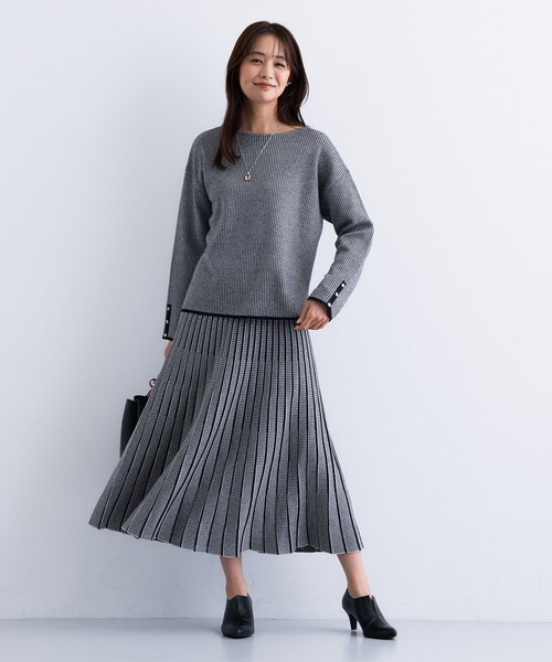 INDIVI(インディヴィ)の「【洗える/SETUP可能】ジャカードニット プリーツスカート(スカート・レディース・ブラック系4/グレー系3/ブラウン系その他5・05/13/15 /19/36/38/40)」の10枚目の写真