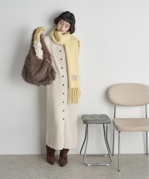 stein ベージュ マフラー ボレロ ウール混ブークレフリンジマフラー（マフラー）｜THE YOn（ザヨン）の