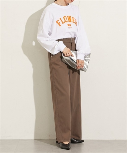 nissen（ニッセン）の「ボリューム長袖袖ロゴＴシャツ（Tシャツ/カットソー・レディース・ブラック系/グリーン系/ホワイト系1/ホワイト系2・M/L）」の11枚目の写真