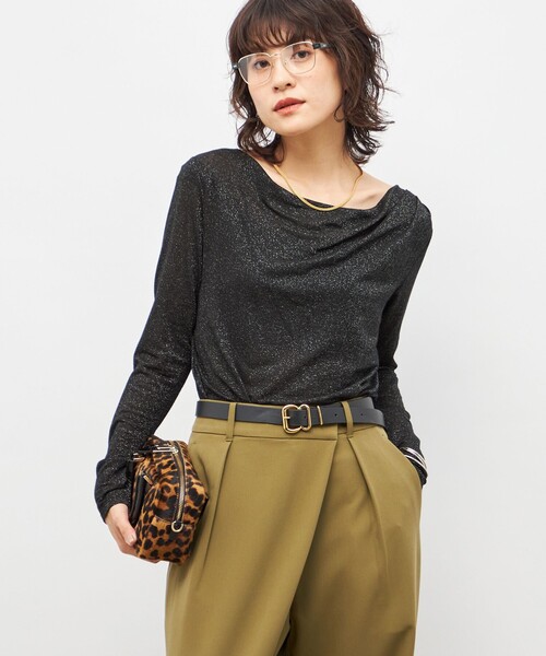 NOLLEY’S Sophi(ノーリーズソフィ)の「ウォッシャブルカシミヤシルクシアーラメドレープロンT(Tシャツ/カットソー・レディース・オフホワイト/ブラック/グレイッシュベージュ・38)」の3枚目の写真