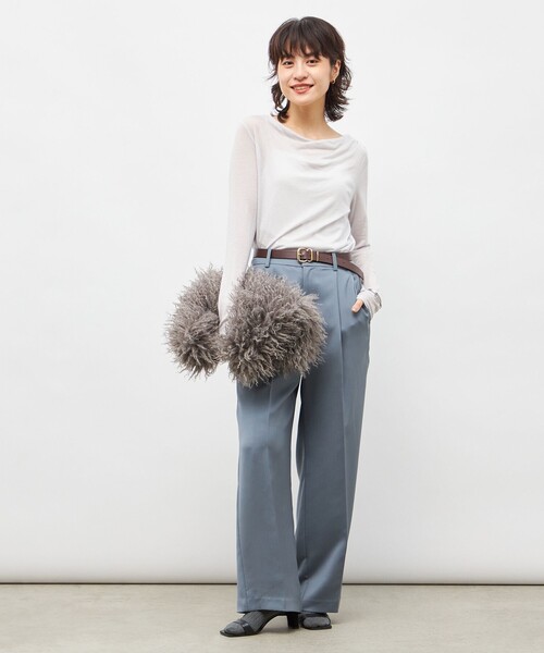 NOLLEY’S Sophi(ノーリーズソフィ)の「ウォッシャブルカシミヤシルクシアーラメドレープロンT(Tシャツ/カットソー・レディース・オフホワイト/ブラック/グレイッシュベージュ・38)」の6枚目の写真
