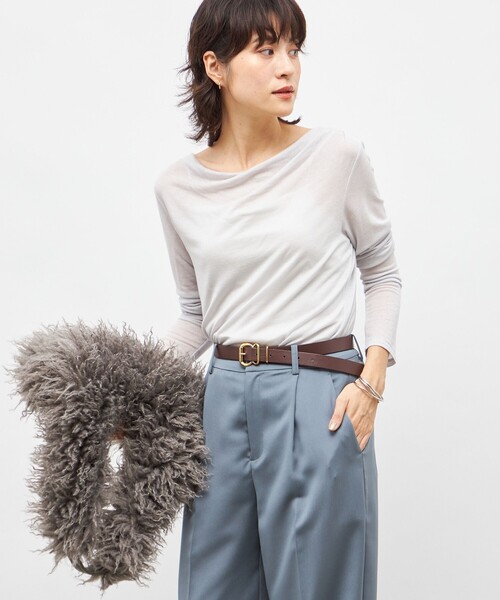 NOLLEY’S Sophi(ノーリーズソフィ)の「ウォッシャブルカシミヤシルクシアーラメドレープロンT(Tシャツ/カットソー・レディース・オフホワイト/ブラック/グレイッシュベージュ・38)」の4枚目の写真