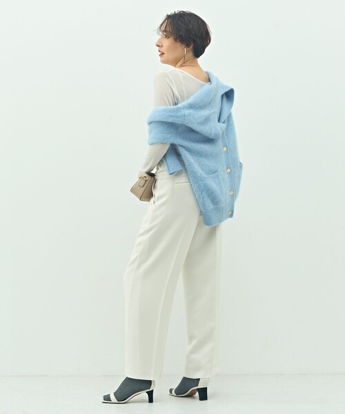NOLLEY’S Sophi(ノーリーズソフィ)の「ウォッシャブルカシミヤシルクシアーラメドレープロンT(Tシャツ/カットソー・レディース・オフホワイト/ブラック/グレイッシュベージュ・38)」の9枚目の写真