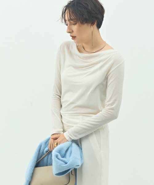 NOLLEY’S Sophi(ノーリーズソフィ)の「ウォッシャブルカシミヤシルクシアーラメドレープロンT(Tシャツ/カットソー・レディース・オフホワイト/ブラック/グレイッシュベージュ・38)」の15枚目の写真