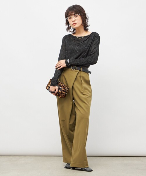NOLLEY’S Sophi(ノーリーズソフィ)の「ウォッシャブルカシミヤシルクシアーラメドレープロンT(Tシャツ/カットソー・レディース・オフホワイト/ブラック/グレイッシュベージュ・38)」の19枚目の写真