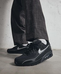 NIKE（ナイキ）の「ナイキ エア マックス 90 プレミアム メンズシューズ リフレクティブ (再帰反射) デザインのアクセント付き   Nike Air Max 90 Premium Men's Shoes with Reflective Accents HV4517-002 Black（スニーカー）」