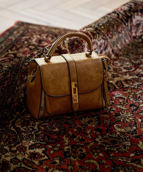 mysty woman(ミスティウーマン)の「金具ミニショルダー2 612940(ショルダーバッグ・レディース・ブルー/ブラック/ブラウン系その他・FREE)」の3枚目の写真