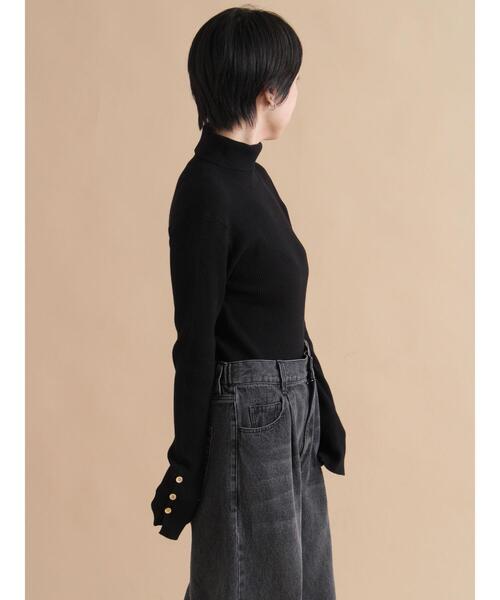 sm2rhythm（サマンサモスモスリズム）の「袖ボタンリブニットプルオーバー（ニット/セーター・レディース・レッド/ブルー/ブラック・F）」の7枚目の写真