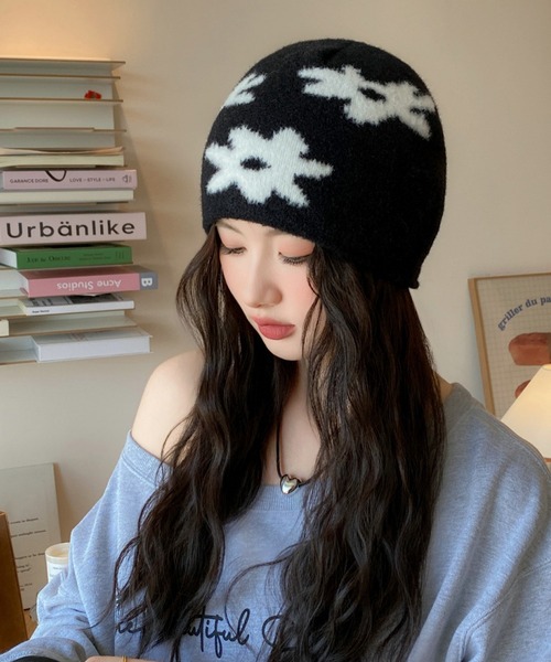 c.u.l(シーユーエル)の「ふわモコ 花柄 ビーニー ニットキャップ cula1322(ニットキャップ/ビーニー・レディース・ブラック/ブラック系その他・FREE)」の9枚目の写真