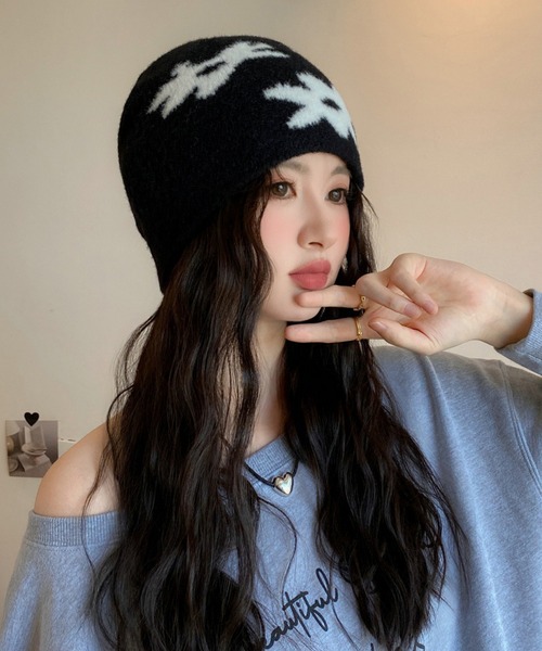 c.u.l(シーユーエル)の「ふわモコ 花柄 ビーニー ニットキャップ cula1322(ニットキャップ/ビーニー・レディース・ブラック/ブラック系その他・FREE)」の10枚目の写真