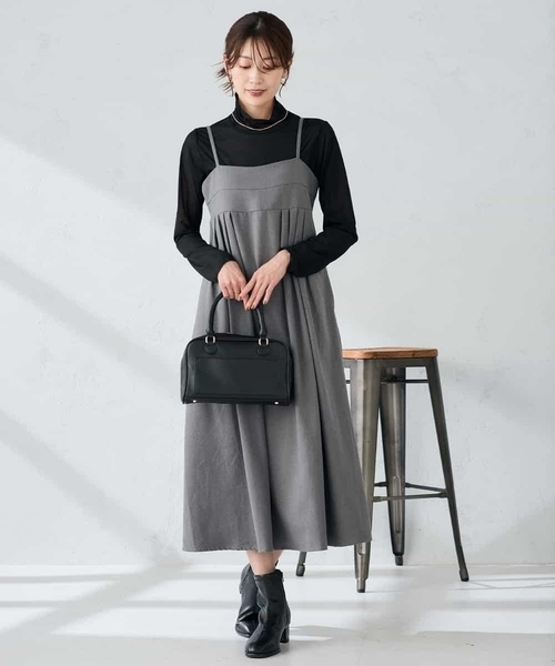 a.v.v(アーヴェヴェ)の「【洗える】バックオープンキャミワンピース(ワンピース・レディース・グレー/ブラック・36/38/40)」の4枚目の写真