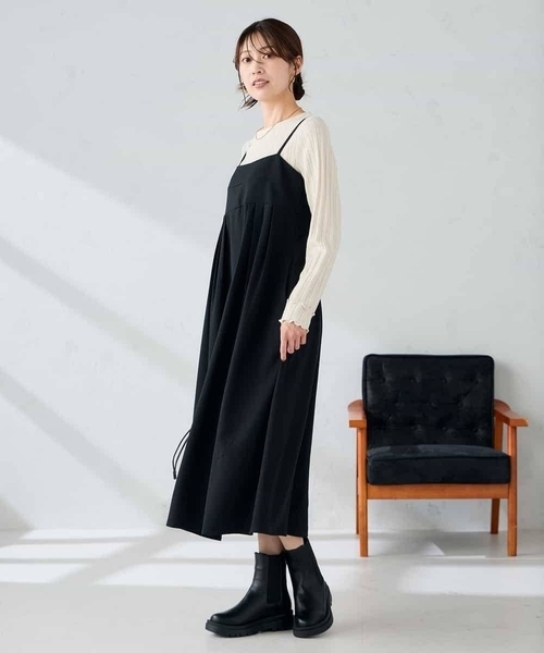 a.v.v(アーヴェヴェ)の「【洗える】バックオープンキャミワンピース(ワンピース・レディース・グレー/ブラック・36/38/40)」の12枚目の写真