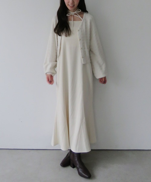 archives（アルシーヴ）の「金釦ニットＣＤ×マーメイドキャミワンピースＳＥＴ（ワンピース・レディース・アイボリー/ブラック/モカ・MEDIUM）」の8枚目の写真