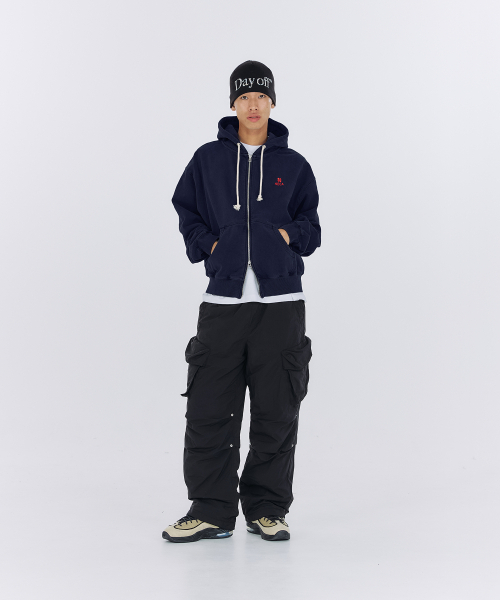 AECA(エイカ)の「EVERYDAY AECA CLOVER ZIP UP HOODIE-BLACK(パーカー・レディース・その他・SMALL/MEDIUM/LARGE/W/X-LARGE)」の3枚目の写真