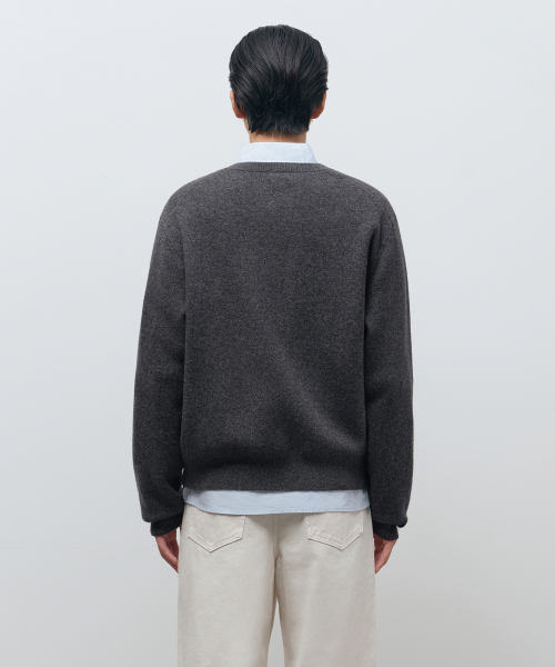 MUSINSA STANDARD（ムシンサスタンダード）の「ラウンドネッククロップカーディガン[ミディアムグレー]（カーディガン/ボレロ・メンズ・その他・SMALL/MEDIUM/LARGE/X-LARGE/XX-LARGE）」の3枚目の写真