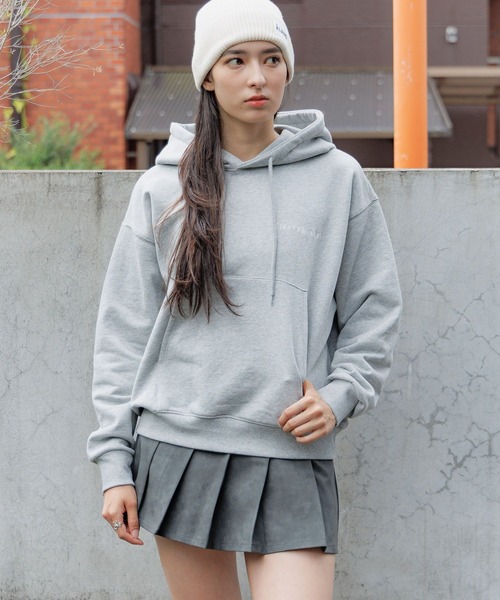 ALAND(エーランド)の「【UNISEX】 ALAND×INAPSQUARE/スウェットフーディー(ウラケ)(スウェット・レディース・グレー/ブラック/ネイビー・LARGE/SMALL)」の7枚目の写真