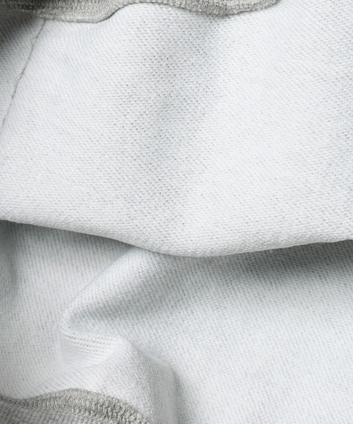 ALAND(エーランド)の「【UNISEX】 ALAND×INAPSQUARE/スウェットフーディー(ウラケ)(スウェット・レディース・グレー/ブラック/ネイビー・LARGE/SMALL)」の4枚目の写真