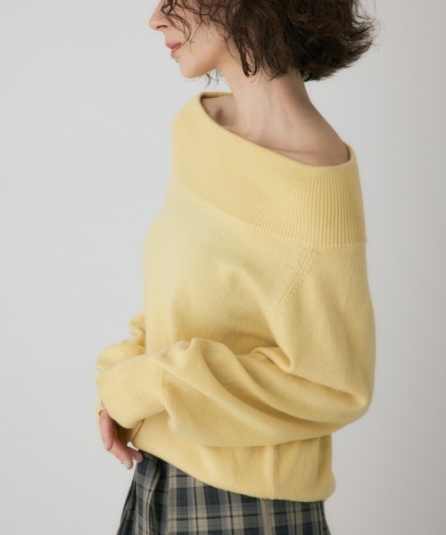 crie conforto（クリーコンフォルト）の「ワイドボートネックニット　冬服 / オフショル / ワンショル / 長袖 / アンゴラ混（ニット/セーター・レディース・ライトイエロー/ライトブルー/ネイビー/チャコールグレー・FREE）」の4枚目の写真
