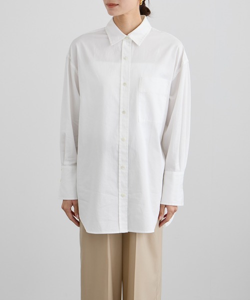 SALON adam et rope'(サロン アダム エ ロペ)の「オーバーダイコットンサテンシャツ(シャツ/ブラウス・レディース・サックスブルー/ホワイト・FREE)」の17枚目の写真