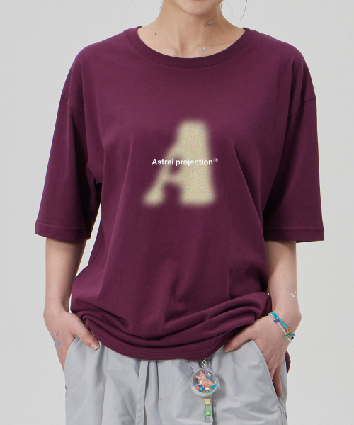ASTRAL PROJECTION（アストラルプロジェクション）の「[ビッグエイ]コットンルーズフィット半袖Tシャツ_プラムピンク（Tシャツ/カットソー・メンズ・その他・LARGE/MEDIUM/X-LARGE/XX-LARGE）」の3枚目の写真
