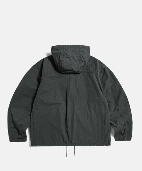 ESPIONAGE(エスピオナジ)の「Traveler Hooded Jacket Dark Grey(ナイロンジャケット・メンズ・その他・MEDIUM/X-LARGE)」の2枚目の写真