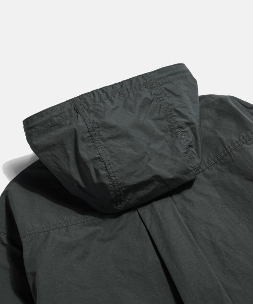 ESPIONAGE(エスピオナジ)の「Traveler Hooded Jacket Dark Grey(ナイロンジャケット・メンズ・その他・MEDIUM/X-LARGE)」の12枚目の写真