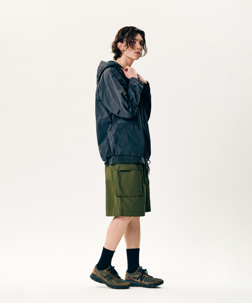 ESPIONAGE(エスピオナジ)の「Traveler Hooded Jacket Dark Grey(ナイロンジャケット・メンズ・その他・MEDIUM/X-LARGE)」の13枚目の写真