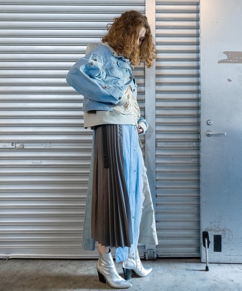 AULA AILA(アウラアイラ)の「【AVIREX】ナイロン×デニムブルゾン(ブルゾン・レディース・ライトブルー/ブルー・0)」の21枚目の写真